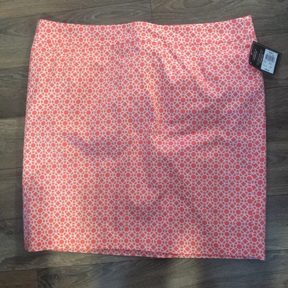 Jessica Dresses & Skirts - NWT Peach size 18 Jessica Skirt